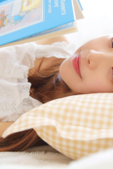一天接待20个客人肚子会鼓吗